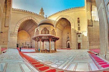 مسجد ومدرسة السلطان حسن دليل شامل – مواعيد الزيارة واسعار التذاكر 2024