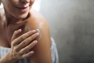 10 أفضل لوشن للجسم بعد الاستحمام_ للمتزوجات وغير المتزوجات 2025 في السعودية